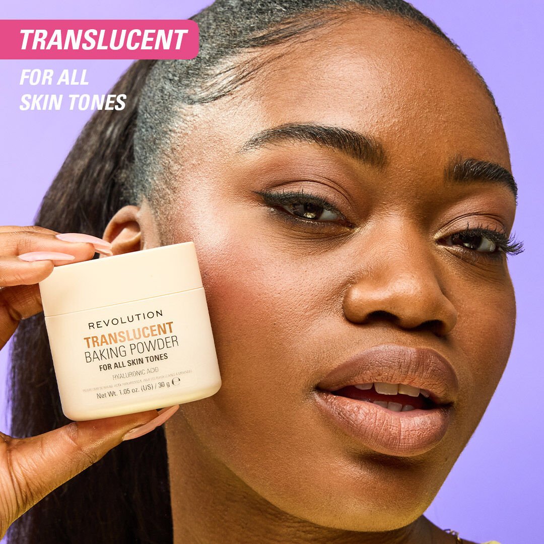 Makeup Revolution Loose Baking Powder Translucent 30gm