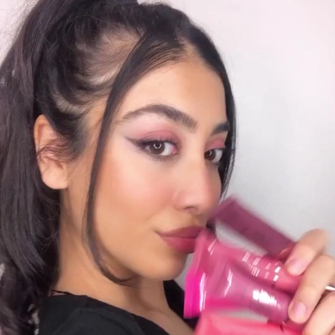 Makeup Revolution Superdewy Liquid Blush You Got Me Blushing