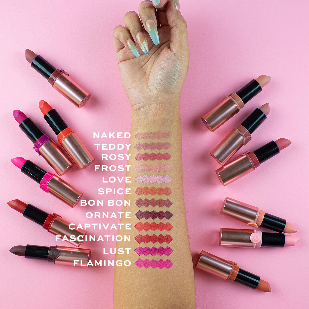 Makeup Revolution Powder Matte Lipstick Fascination
