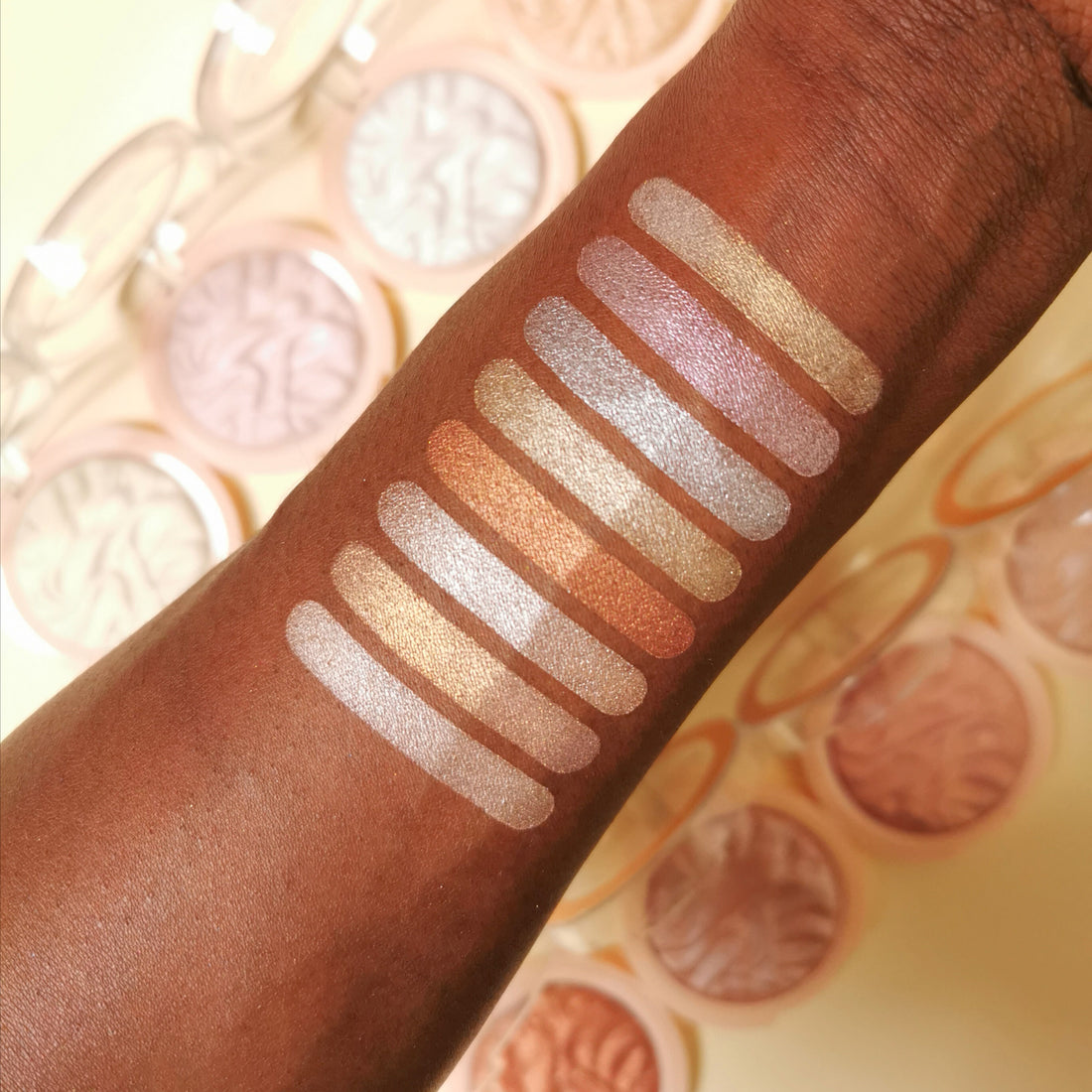 Makeup Revolution Reloaded Highlighter Peach Lights